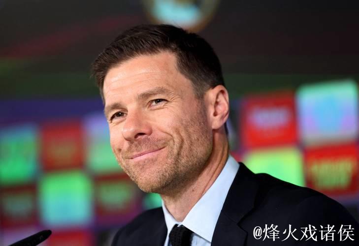 记者：阿隆索保住帅位，但遭遇阿拉维斯失利